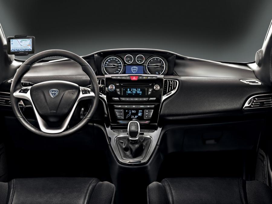  Lancia Ypsilon 2011 года  (фото 92 из 96)